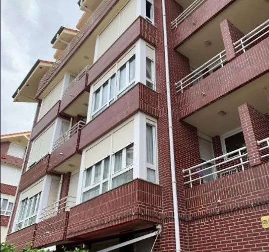 Noja Helgueras A Pie De Playa Elguera